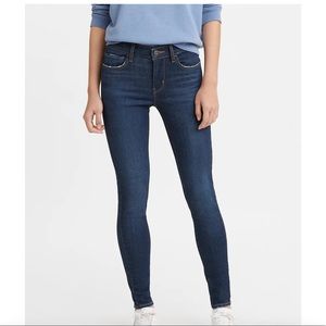 Levi 710 Super Skinny Jeans